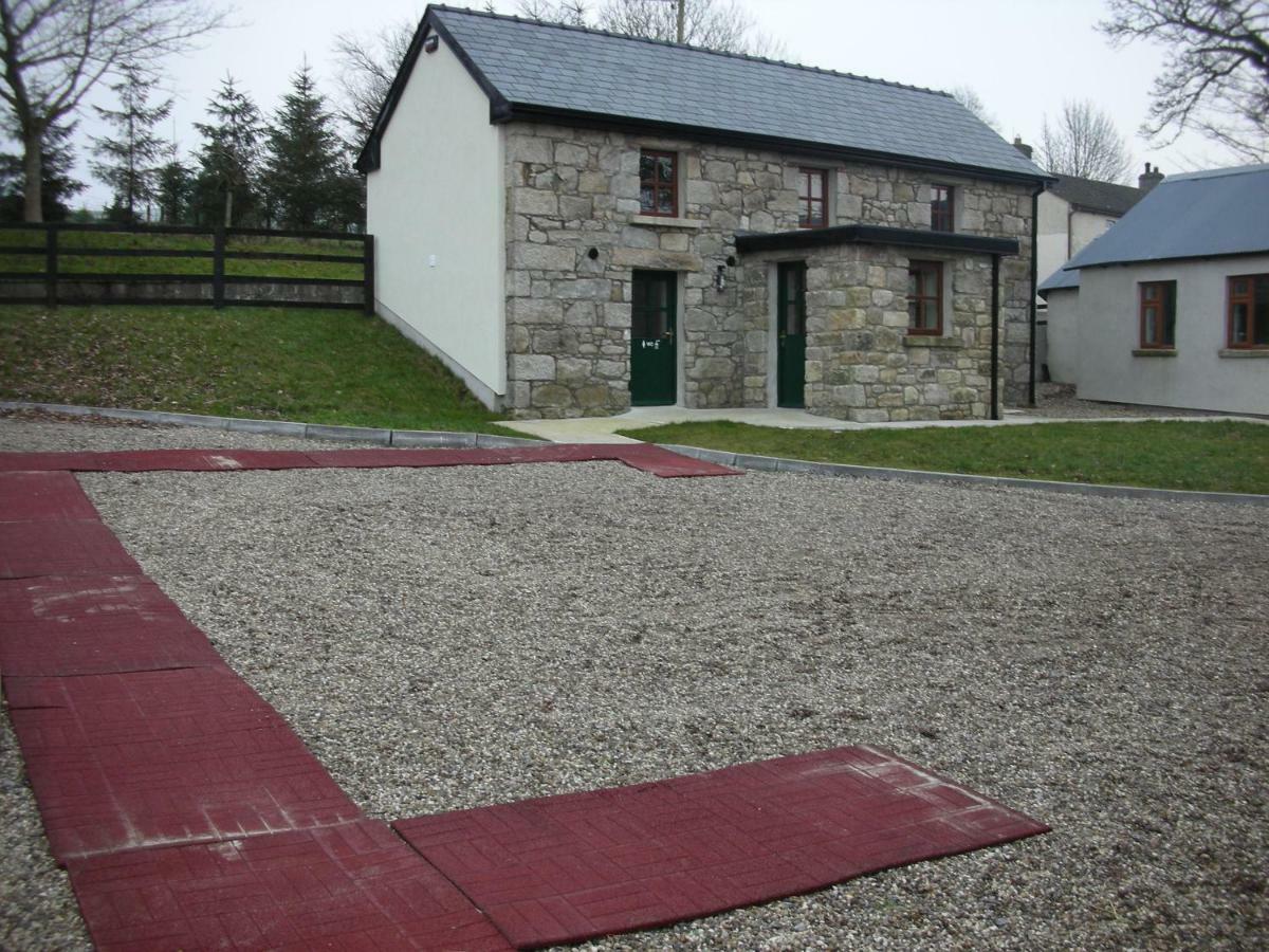 Green Adventure Ecohostel Clonmore Extérieur photo
